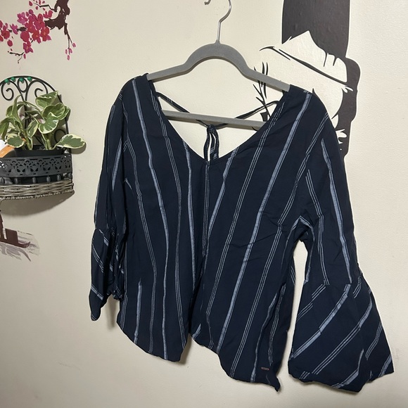 Tommy Hilfiger Top - Picture 7 of 9